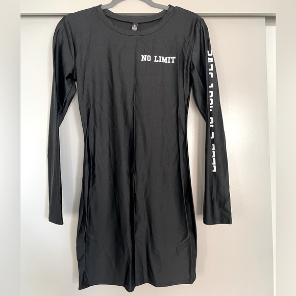 “No Limit” Black Long Sleeve Dress - Picture 1 of 2